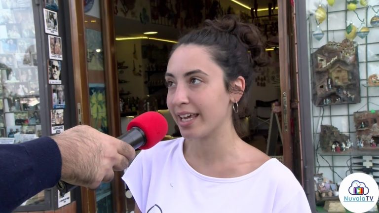 DON GIANFRANCO, ADDIO AL SACERDOZIO: LE REAZIONI DI ISOLANI E TURISTI