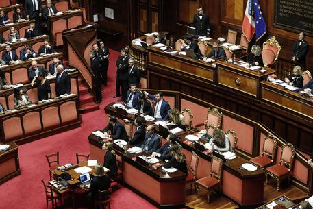 DECRETO GENOVA, AL SENATO MAGGIORANZA BOCCIATA: PASSA UN EMENDAMENTO SUL CONDONO ISCHIA