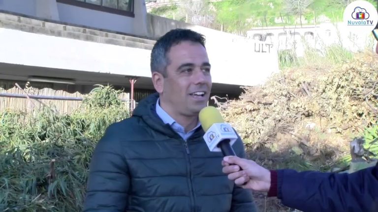 RIFIUTI AL PALAZZETTO E AGLI SCOGLI DEGLI INNAMORATI. STANI VERDE:”SITUAZIONE ASSURDA”