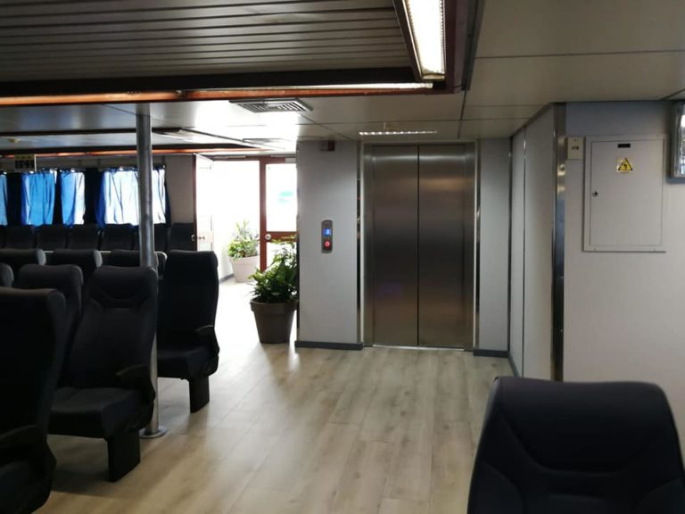 TRASPORTI – FINALMENTE  CAREMAR SI ADEGUA AL TRASPORTO DELLE PERSONE A MOBILITA’ RIDOTTA