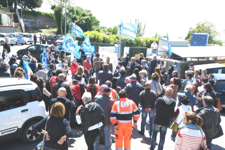 VILLA MERCEDE – CORTEO DI PROTESTA A SERRARA: SITUAZIONE DISASTROSA!