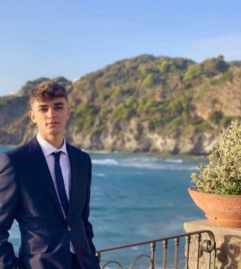 LACCO AMENO, PROCLAMATO IL LUTTO CITTADINO PER LA GIORNATA DI DOMANI