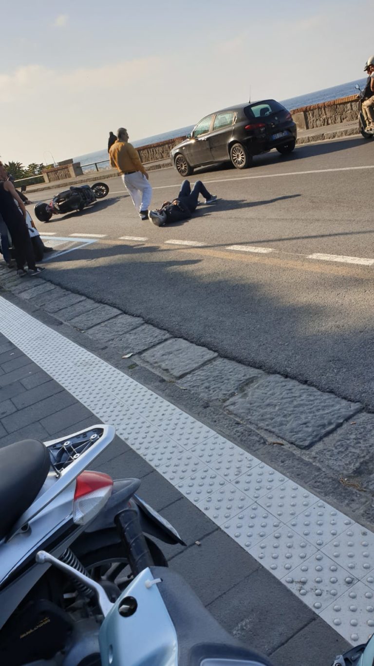 INCIDENTE SUL LUNGOMARE DI CASAMICCIOLA, TRAFFICO IN TILT