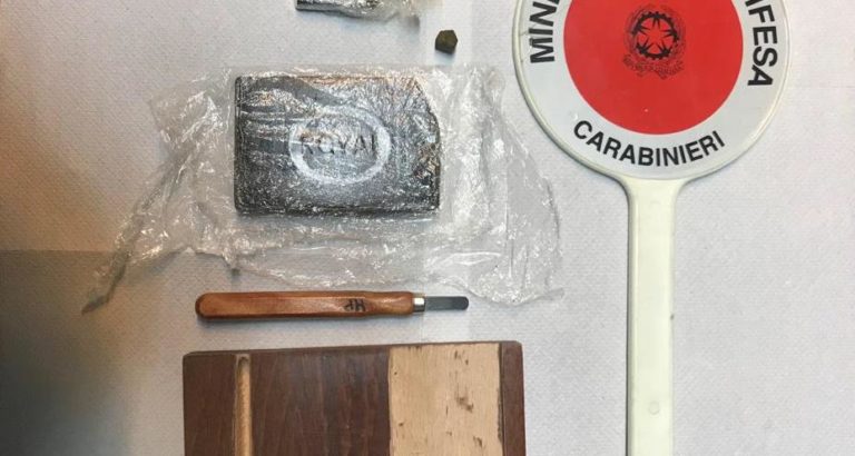 CASAMICCIOLA, CONTROLLI DEI CARABINIERI SUL PORTO: DUE ARRESTI PER DROGA