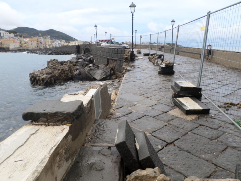PONTILE ARAGONESE: ORMAI E’ INUTILE CERCARE IL MIRACOLO