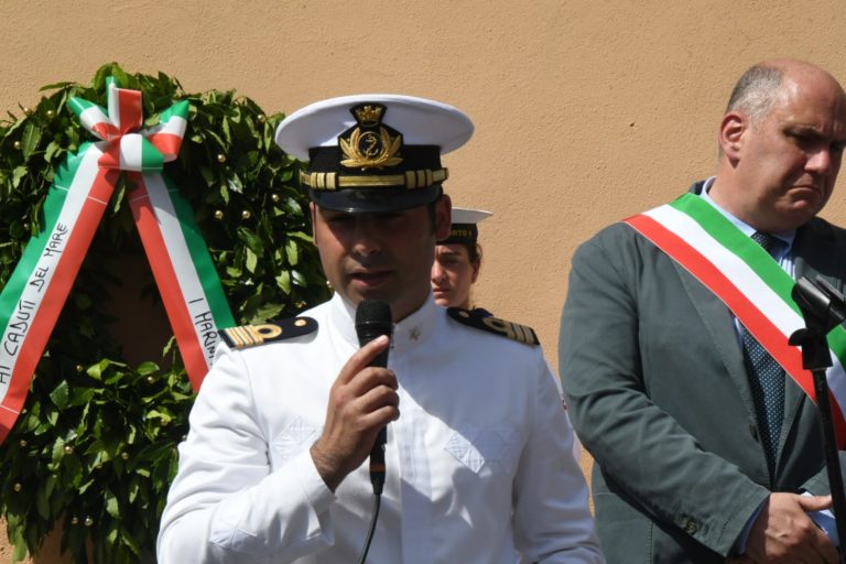 TRASPORTO DI AMBULANZE A BORDO DI NAVI: DA ISCHIA LA SOLUZIONE AL PROBLEMA