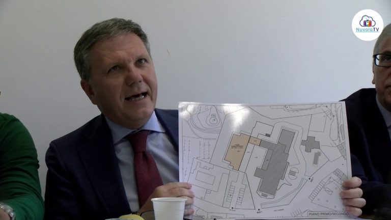 TEGOLA AL “RIZZOLI”: LA DIRETTRICE BIANCO SI DIMETTE