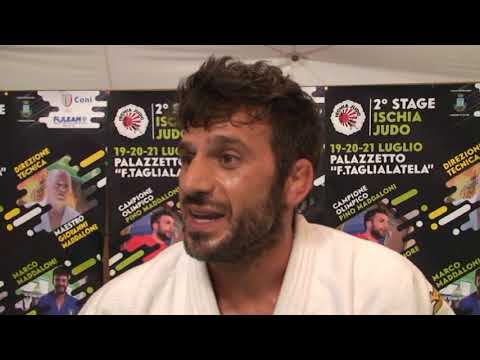 A ISCHIA GIUNTI TRECENTO ATLETI DA TUTTA ITALIA PER PARTECIPARE ALLO STAGE DI JUDO CON GIANNI, PINO E MARCO MADDALONI