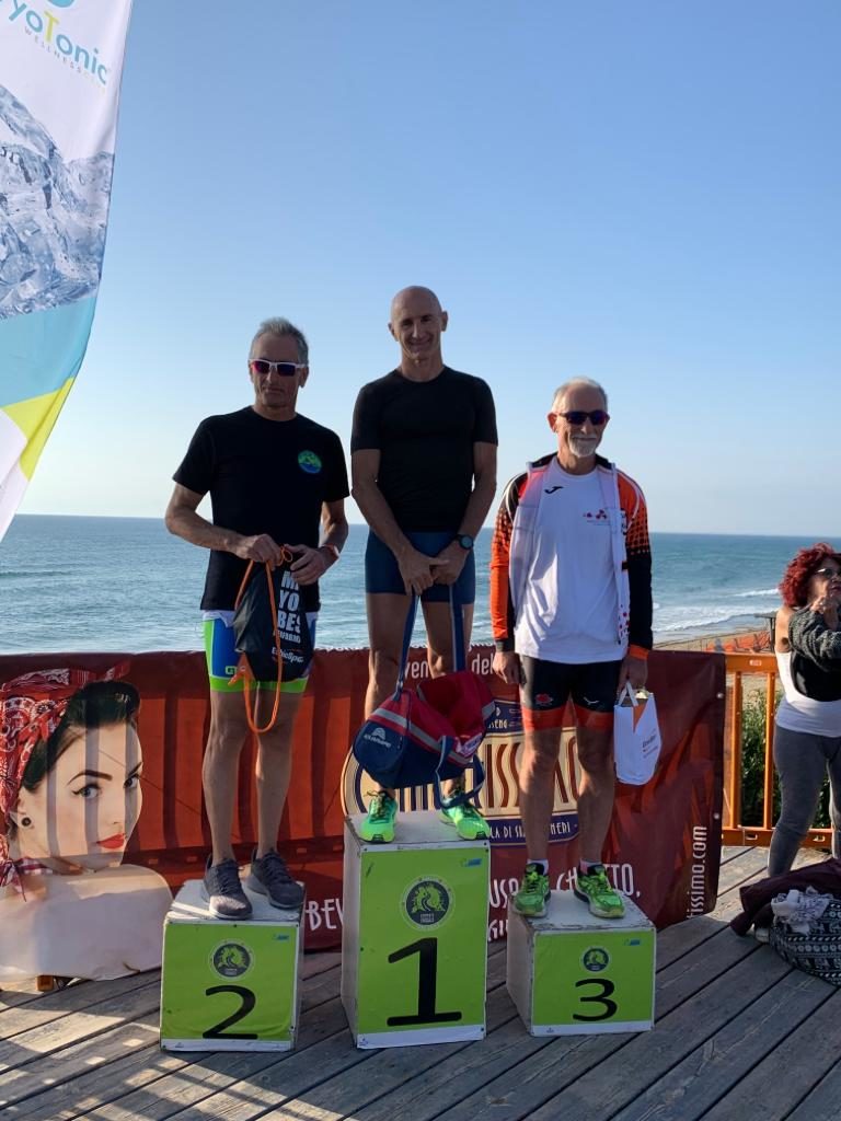 Elio Buonocore e Michelangelo Di Maio conquistano il podio al Triathlon Olimpico di Sabaudia