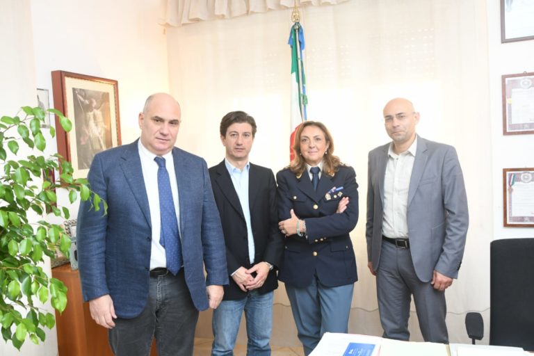 IL VICE QUESTORE INCONTRA I SINDACI: PIU’ CONTROLLI ALL’USCITA DAI LOCALI