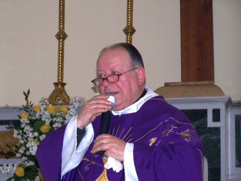 MONS.EMILIO BASILE LASCIA LA PARROCCHIA DI S.CIRO