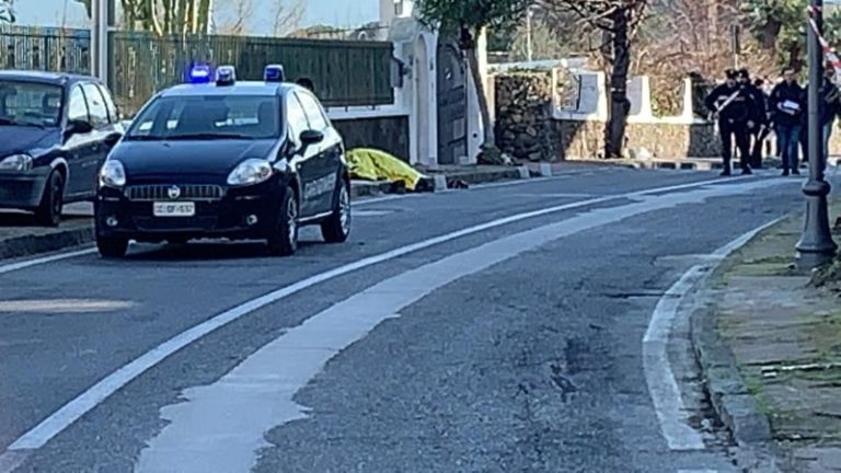 NUOVA TRAGEDIA DELLA STRADA, AL FANGO MUORE PEDONE INVESTITO DA UN’AUTO