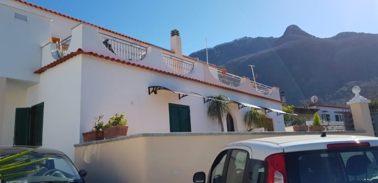 CASAMICCIOLA, STOP A DEMOLIZIONE. CASTAGNA ESULTA: «RISULTATO STORICO NELL’INTERESSE DELLA COMUNITA’»