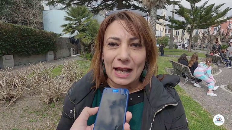 BARANO – SORRISI E DIVERTIMENTO PER IL CARNEVALE IN PIAZZA CON I BAMBINI