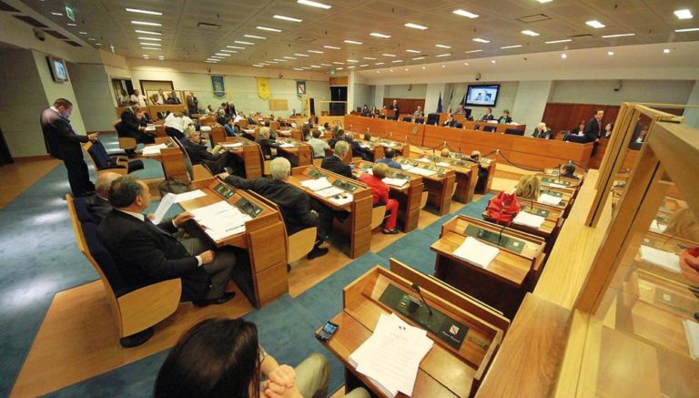 LA REGIONE CAMPANIA PREMIA LE ECCELLENZE ISCHITANE: DI COSTANZO, SLAMA E MAZZELLA