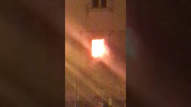 IL VIDEO – ABITAZIONE IN FIAMME A FORIO