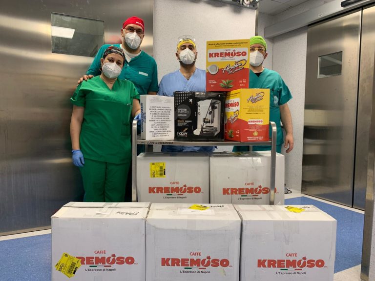 UN REGALO SPECIALE PER LO STAFF DEL RIZZOLI: MACCHINA DEL CAFFE’ E CIALDE PER TUTTI