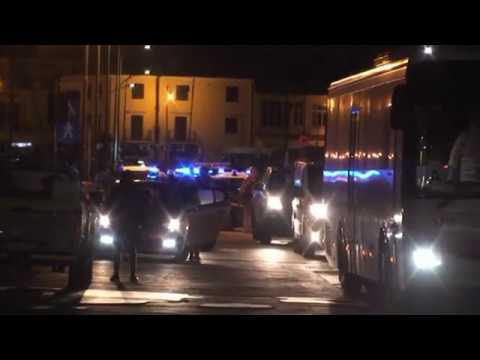 “ISCHIA VI AMA”, COSI’ GLI ISOLANI SALUTANO I TURISTI LOMBARDI IN QUARANTENA CHE LASCIANO L’ISOLA