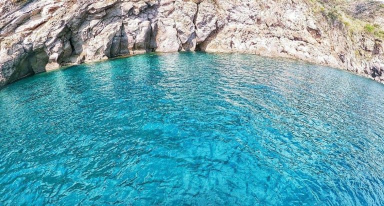 IL MARE DI ISCHIA COME UNA PISCINA! LA FOTO STUPENDA DELL’AMP REGNO DI NETTUNO