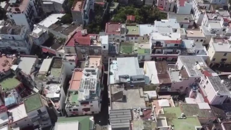 UNA PASQUA BLINDATA E SILENZIOSA: ISCHIA COME NON L’ABBIAMO MAI VISTA