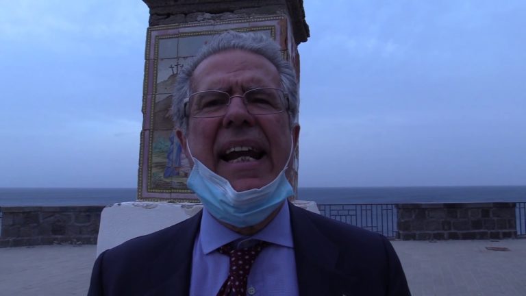 IL SINDACO DEL DEO AL FIANCO DEGLI ISCHITANI: “REGIONE E STATO CI ASCOLTINO”