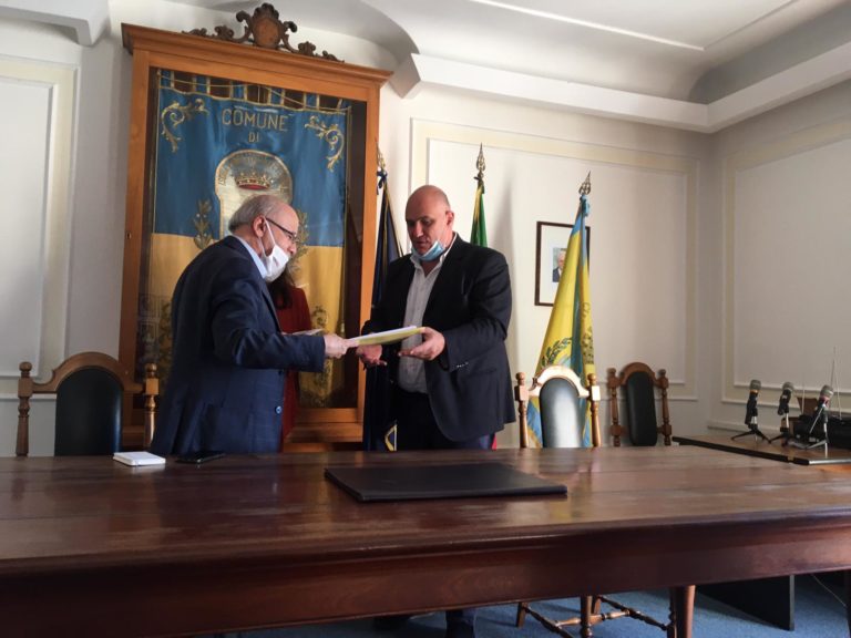 TESI TEDESCA SUI BELLISSIMI RESTAURI ALLA TORRE DI GUEVARA