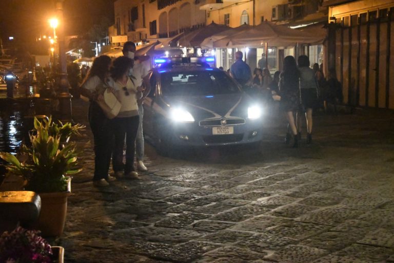 IL DAY AFTER – CONTROLLI DELLA POLIZIA IN RIVA E AD ISCHIA PONTE, SI LAVORA AD UN PIANO DI CONTROLLI PER L’ESTATE
