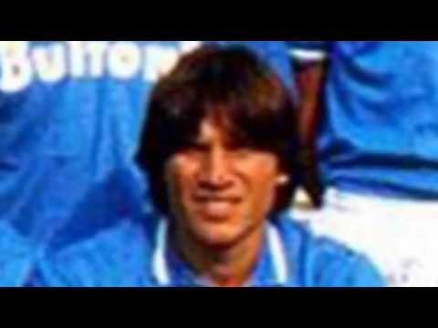 GLI EX CALCIATORI DELL’ISCHIA CALCIO INVITANO PIETRO PUZONE SULL’ISOLA VERDE