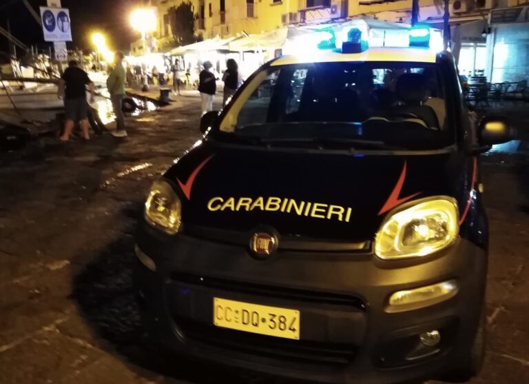 RISSA SULLA RIVA DESTRA: I CARABINIERI DENUNCIANO OTTO GIOVANI, SETTE SONO ISCHITANI