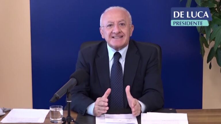 COVID-19, IN CAMPANIA RITORNO GRADUALE “IN PRESENZA” A SCUOLA DALL’11 GENNAIO