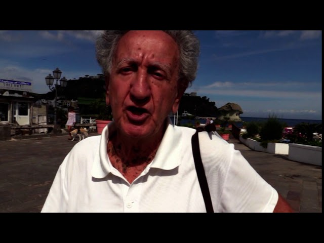 A LACCO AMENO INIZIATIVA DI PIAZZA CONTRO LA VENDITA DEL TELEPOSTO DELLA MARINA MILITARE