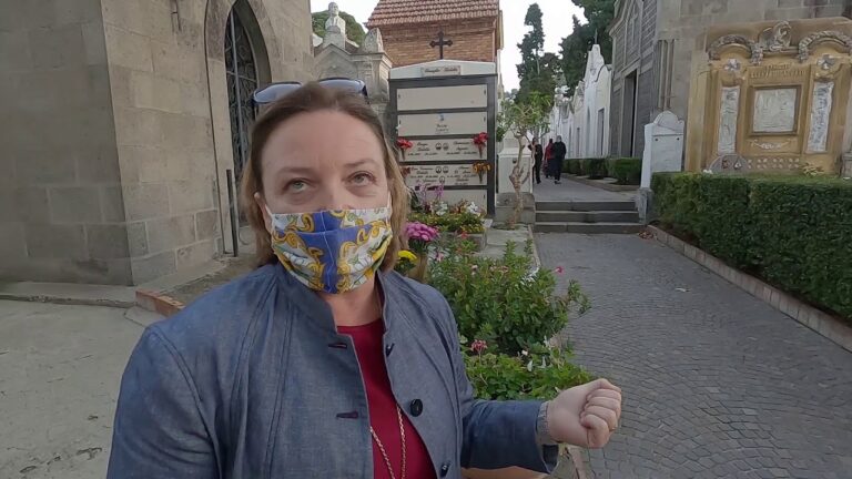 IL CIMITERO DI ISCHIA FINALMENTE ACCESSIBILE ANCHE AI DISABILI