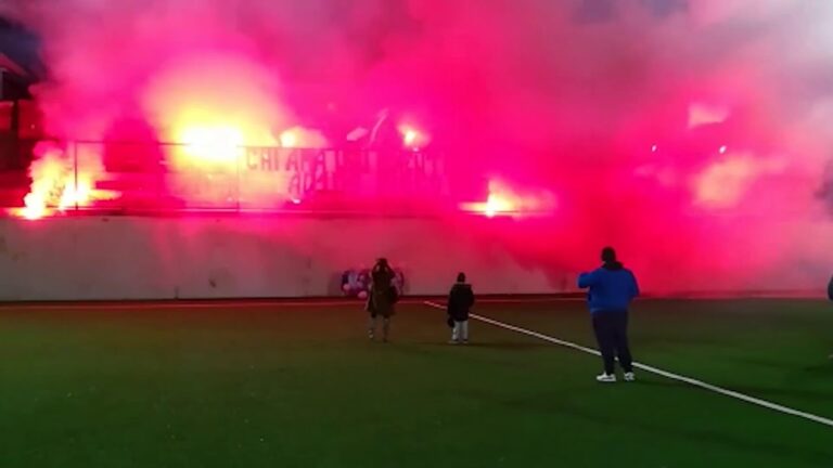 ANCHE PROCIDA RENDE  OMAGGIO AL D10S