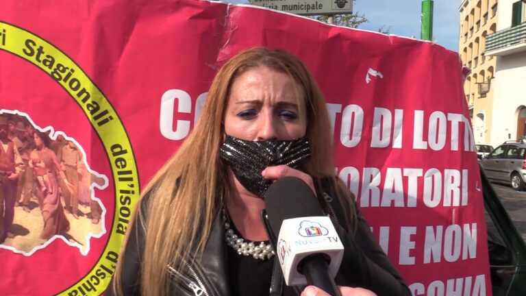 LAVORATORI STAGIONALI IN CORO: “TIRATECI FUORI DALLA CONDIZIONE DI POVERTA’ IN CUI STIAMO SPROFONDANDO”