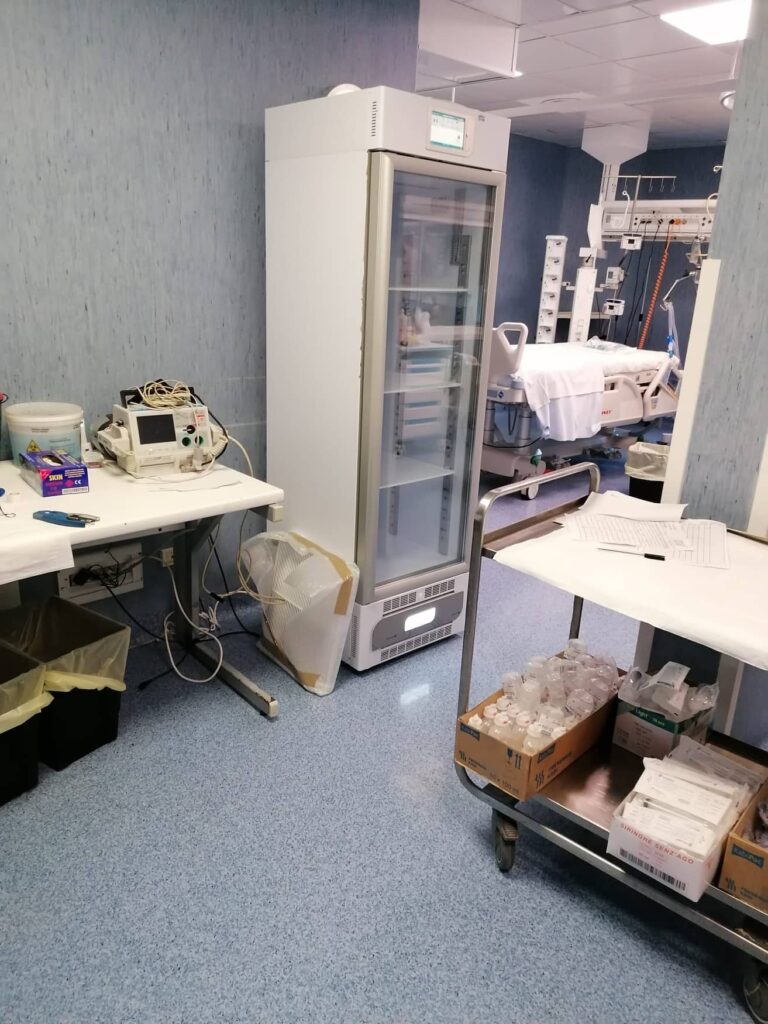 AL RIZZOLI E’ ARRIVATO IL CONGELATORE A -81 GRADI PER CONSERVARE I VACCINI ANTI COVID 19