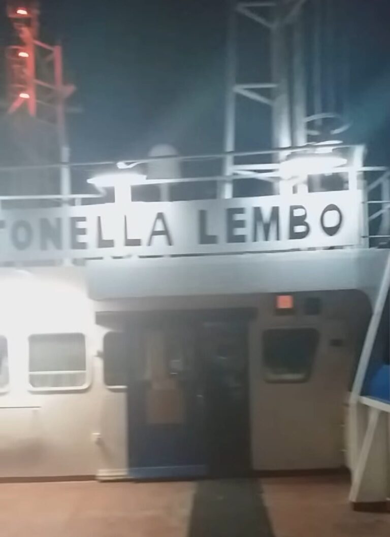 MARITTIMI BLOCCATI IN CINA: PRESTO RIENTRERANNO A CASA