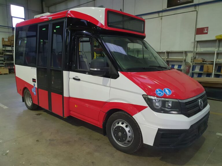 DIECI AUTOBUS “POLLICINO” PER ISCHIA E PROCIDA, MA ANDRANNO TESTATI: POTREBBERO NON ESSERE ADATTI