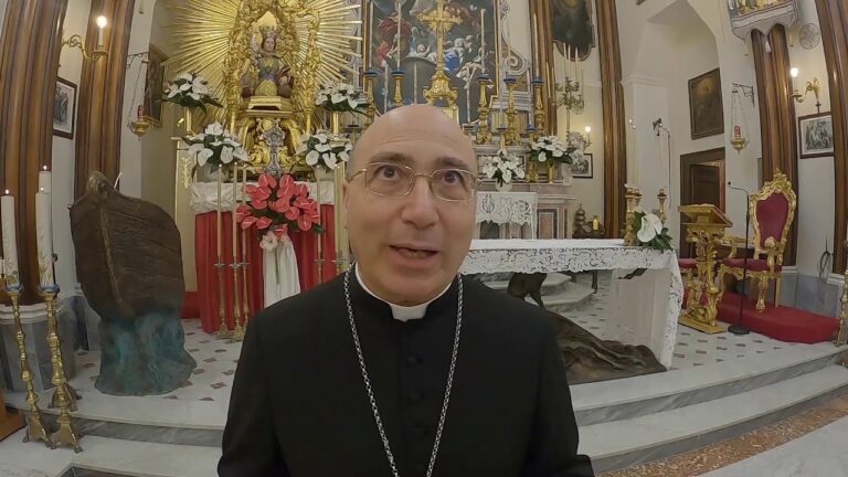 “UN SOGNO POSSIBILE PER ISCHIA”, IL VESCOVO PIETRO LAGNESE SCRIVE AI SINDACI: “SONO PREOCCUPATO, LA POVERTA’ AUMENTA ANCHE SULL’ISOLA”