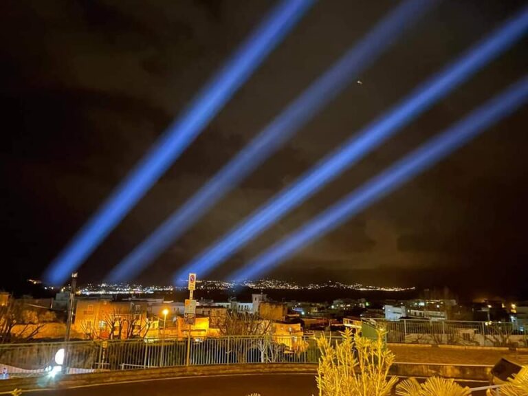 “UN FARO PER LA CULTURA”, PROCIDA ILLUMINATA DAI COMUNI DEL GOLFO