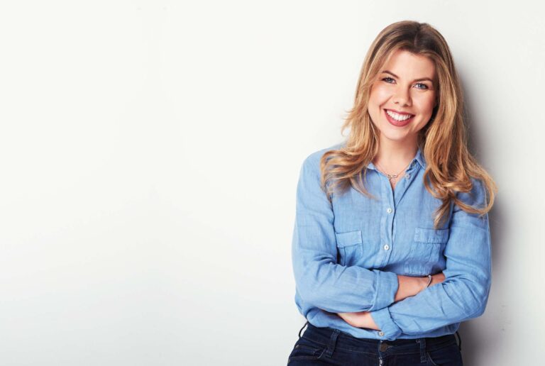 LO SCIVOLONE DI ALESSANDRA CLEMENTE: “I RICCHI SI DIVERTONO A CAPRI, I POVERI AD ISCHIA, A PROCIDA SI DIVERTONO LE ANIME”