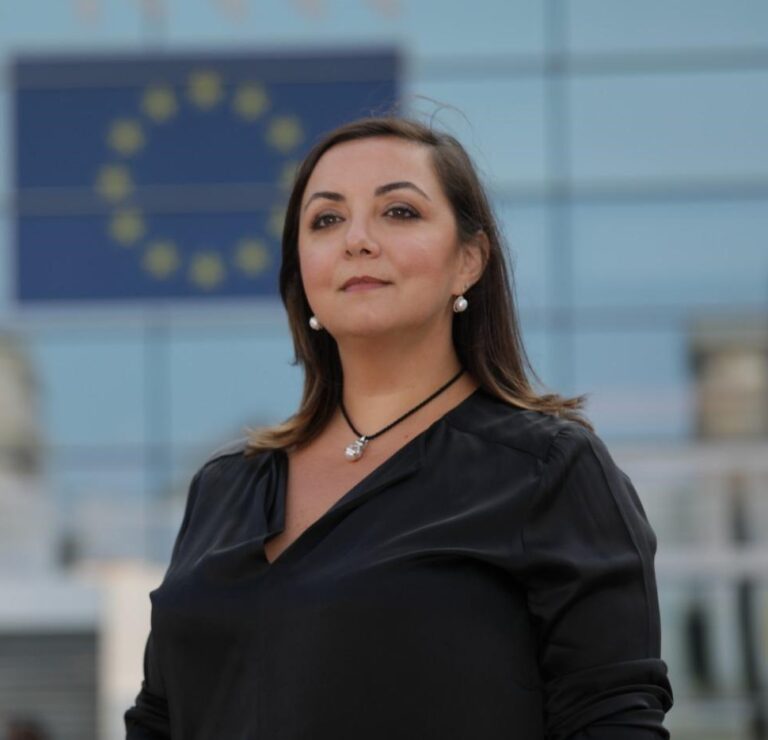 PROCIDA CAPITALE DELLA CULTURA 2022, ADINOLFI (M5S): “SEGNALE DI SPERANZA E DI RIPARTENZA PER LA CAMPANIA E PER IL SUD”