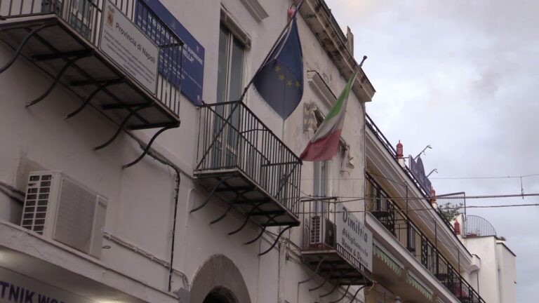 DE LUCA RILANCIA LE RACCOMANDAZIONI SULL’ATTIVITÀ SCOLASTICA IN PRESENZA