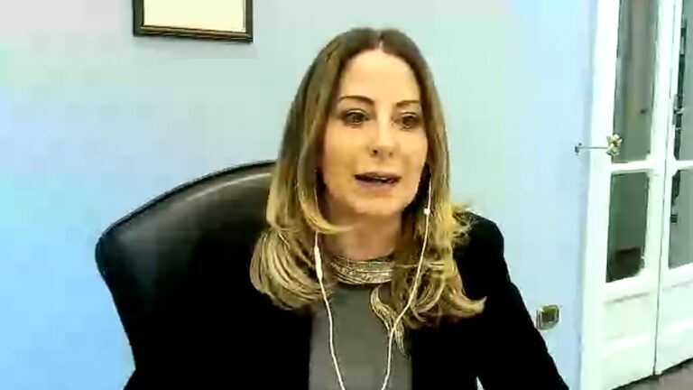 L’ANNUNCIO DELL’ASSESSORE FORTINI: “IN PRESENZA DI FAMILIARI A RISCHIO, SI POTRA’ SCEGLIERE LA DAD