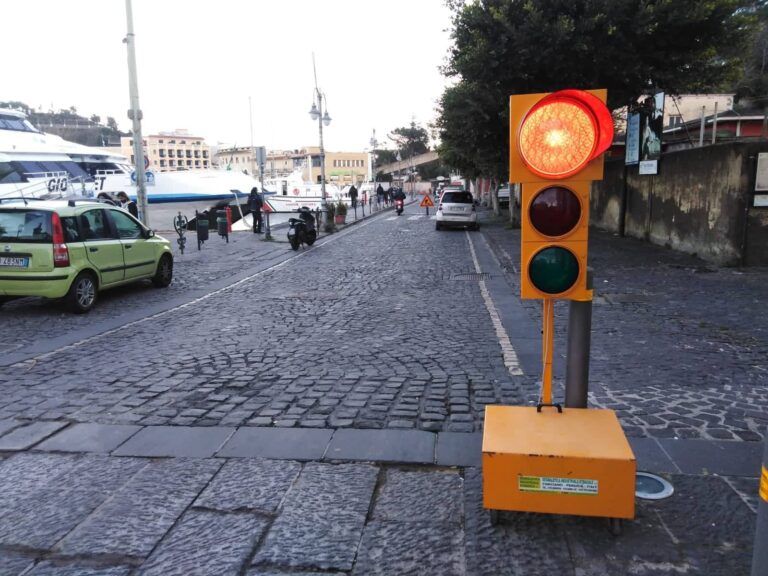 LAVORI TERMINATI, RIAPERTA FINALMENTE VIA IASOLINO