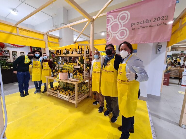 LA COLDIRETTI DI PROCIDA HA PARTECIPATO AL MERATO COPERTO CAMPAGNA AMICA FUORIGROTTA