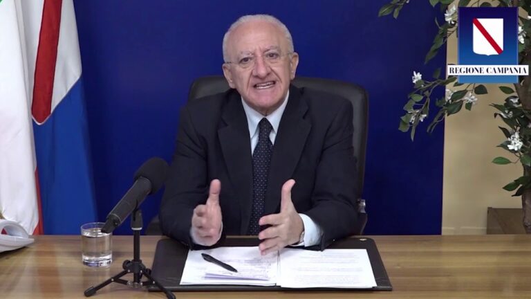 “CON 2.000 CONTAGIATI AL GIORNO, RISCHIAMO LA SATURAZIONE DELLE TERAPIE INTENSIVE IN DUE SETTIMANE”, DE LUCA LANCIA L’ALLARME SUL PREOCCUPANTE AUMENTO DEI CONTAGI IN CAMPANIA