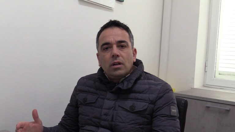 SPRECHI NON SOLO NELLA MANUTENZIONE E CURA DI FIORIERE E PIANTE, MA ANCHE SUI LAVORI PUBBLICI, E’ L’ACCUSA CHE STANI VERDE RIVOLGE ALL’AMMINISTRAZIONE COMUNALE DI FRANCESCO DEL DEO