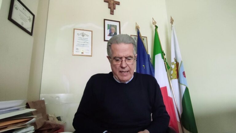 DEL DEO E I LAVORI SUL TERRITORIO: “FORIO E’ TUTTA UN CANTIERE, RISPONDIAMO CON I FATTI ALLE POLEMICHE”