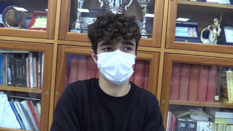 RITORNO IN PRESENZA DELLE SUPERIORI, GLI STUDENTI DEL TELESE: “FELICI DEL RITORNO IN CLASSE MA TEMIAMO NUOVE CHIUSURE”