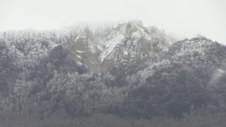 NEVICATA ANNUNCIATA, SUGGESTIVE LE IMMAGINI DEL MONTE EPOMEO COMPLETAMENTE IMBIANCATO